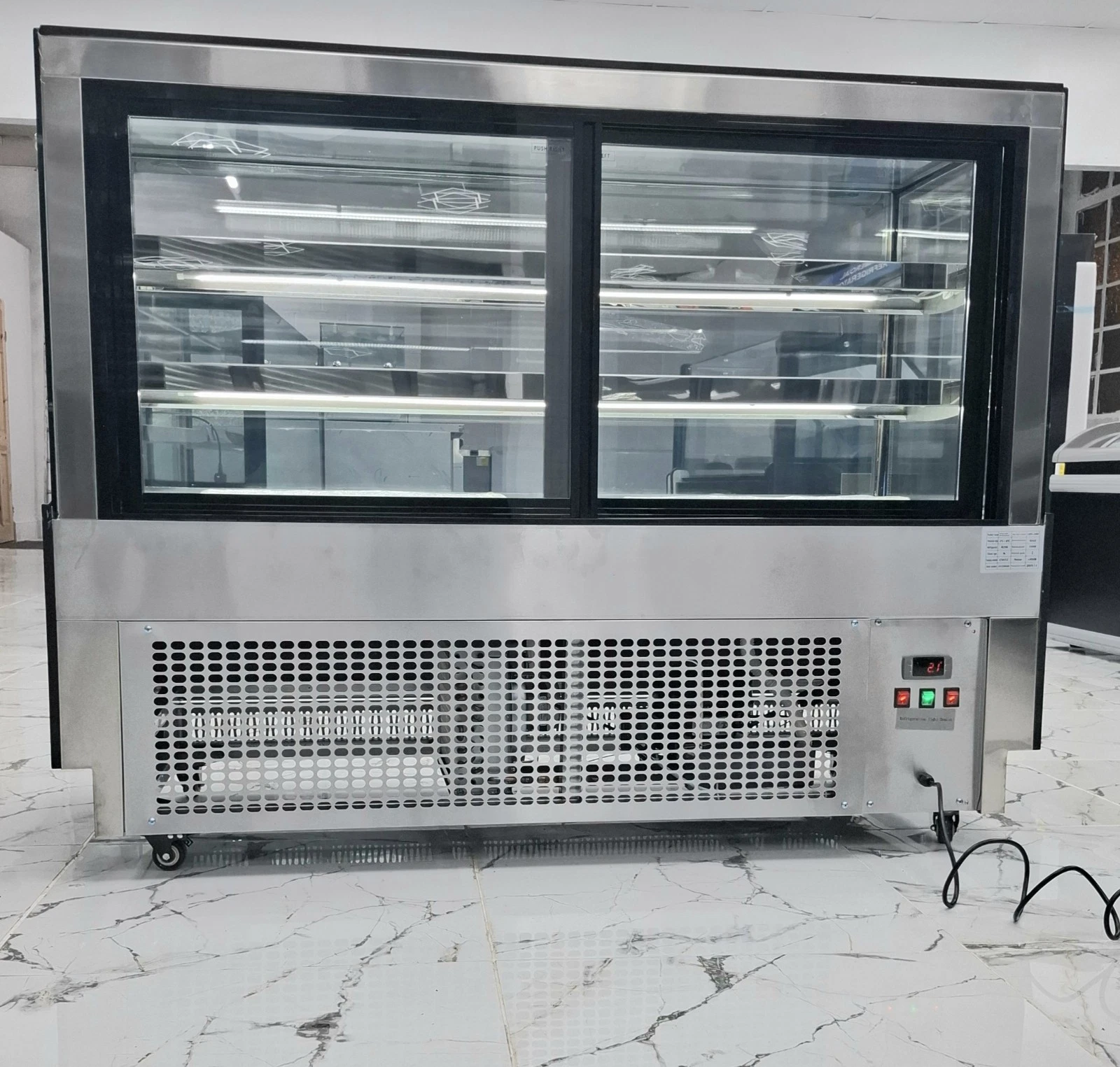BRAND NEW SLIDING DOORS DISPLAY FRIDGE FOR CAKES, FRUITS, SWEETS, ETC1.5 METER