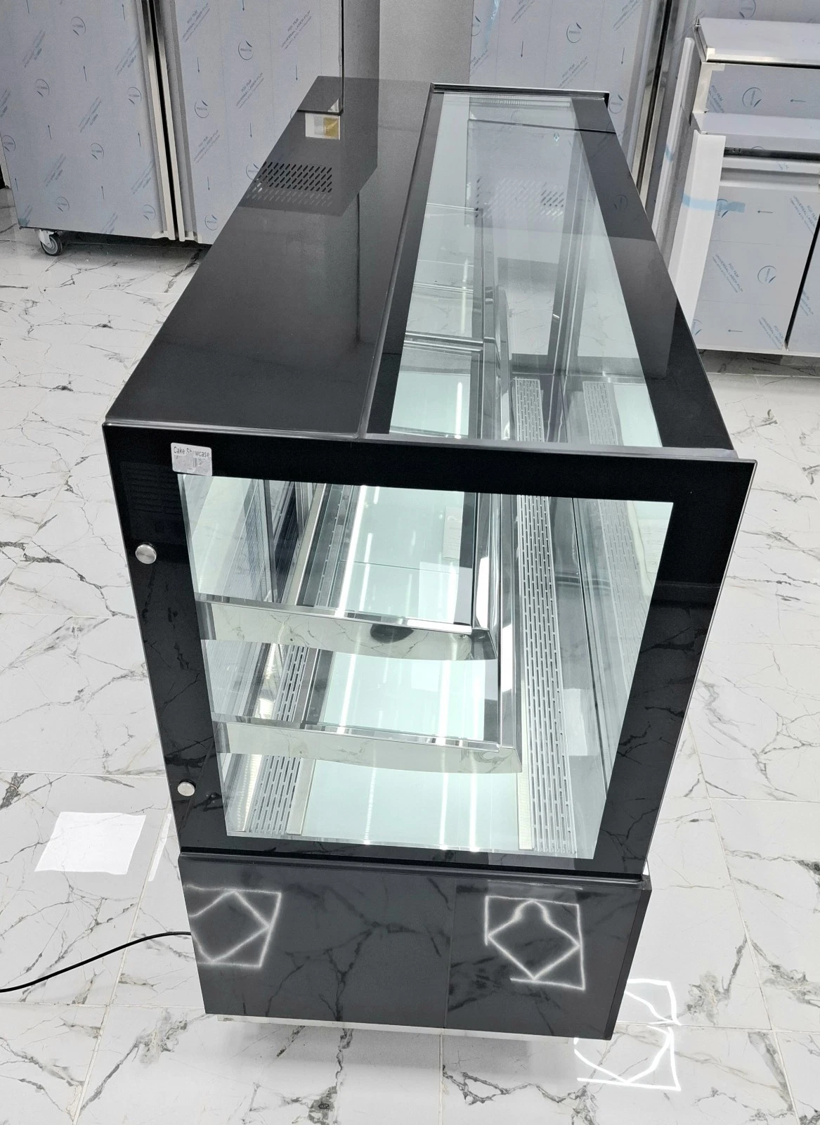 BRAND NEW SLIDING DOORS DISPLAY FRIDGE FOR CAKES, FRUITS, SWEETS, ETC1.5 METER - Image 3
