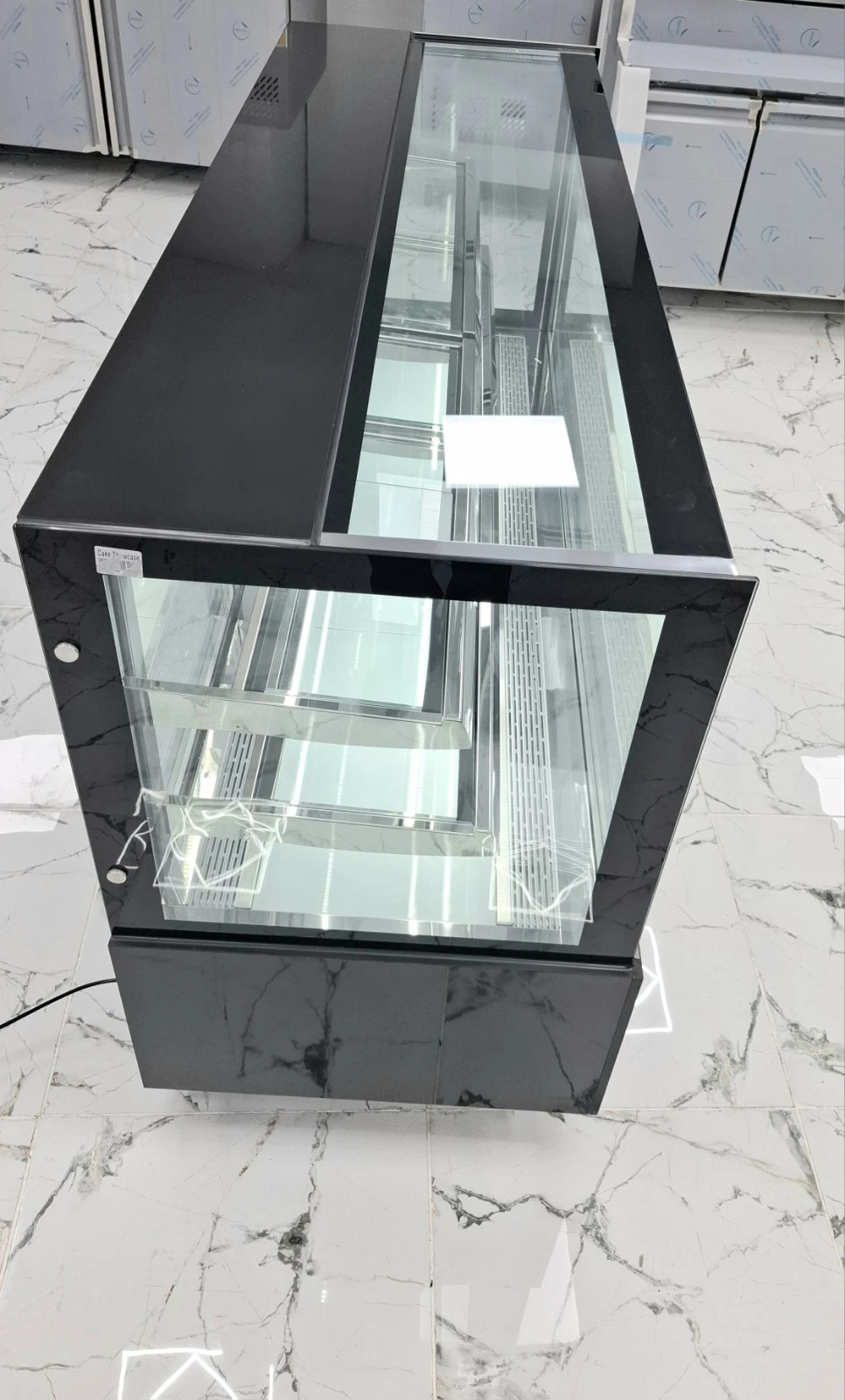 BRAND NEW SLIDING DOORS DISPLAY FRIDGE FOR CAKES, FRUITS, SWEETS, ETC. 180 CM. - Image 5