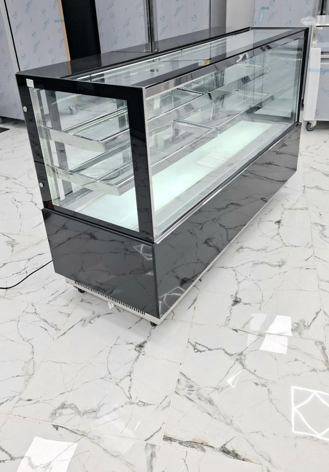 BRAND NEW SLIDING DOORS DISPLAY FRIDGE FOR CAKES, FRUITS, SWEETS, ETC. 180 CM. - Image 4