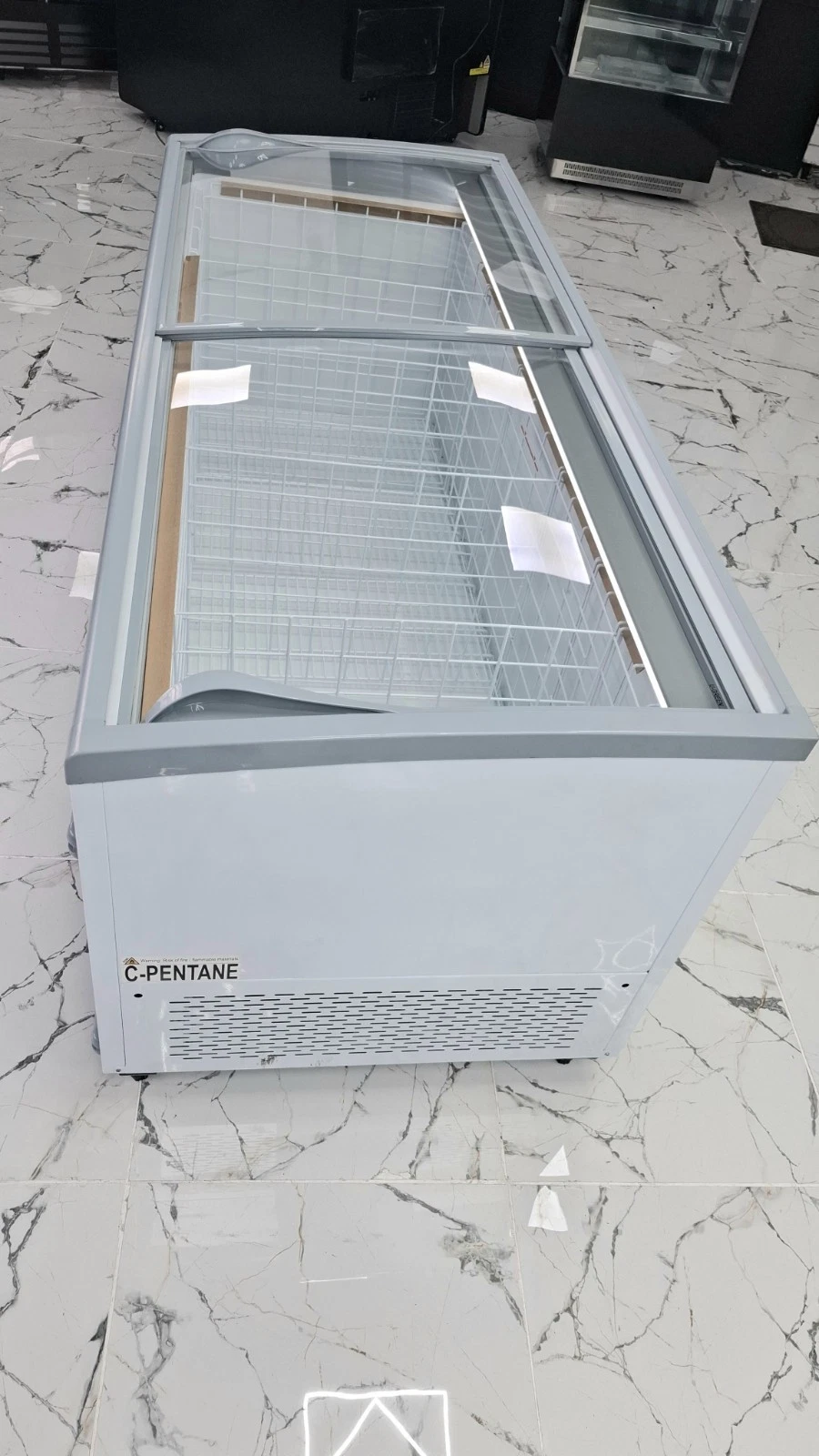 BRAND NEW SENOL CURVED SLIDING DOORS HEAVY DUTY COMMERCIAL CHEST FREEZER.2METER - Image 2