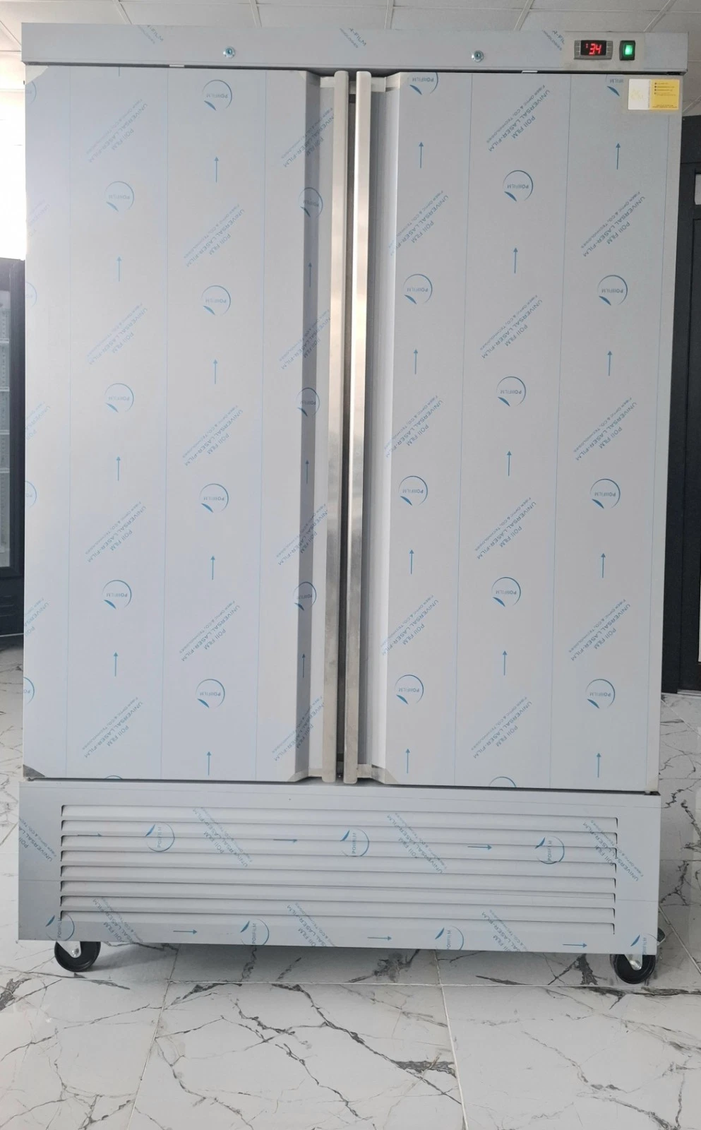 BRAND NEW HEAVY DUTY STAINLESS STEEL DOUBLE DOORS FRIDGE..1200 LTR LED LIGHT.