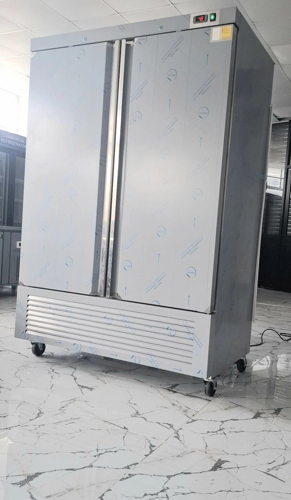 BRAND NEW HEAVY DUTY STAINLESS STEEL DOUBLE DOORS FRIDGE..1200 LTR LED LIGHT. - Image 3