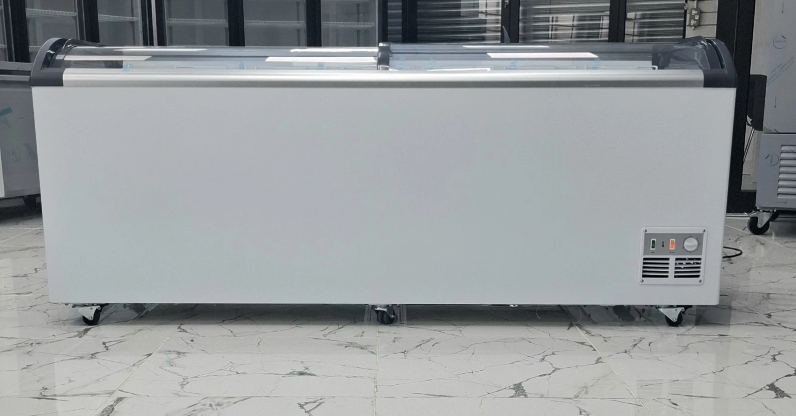 BRAND NEW COMMERCIAL CURVED SLIDING DOORS CHEST FREEZER..1.5 METER