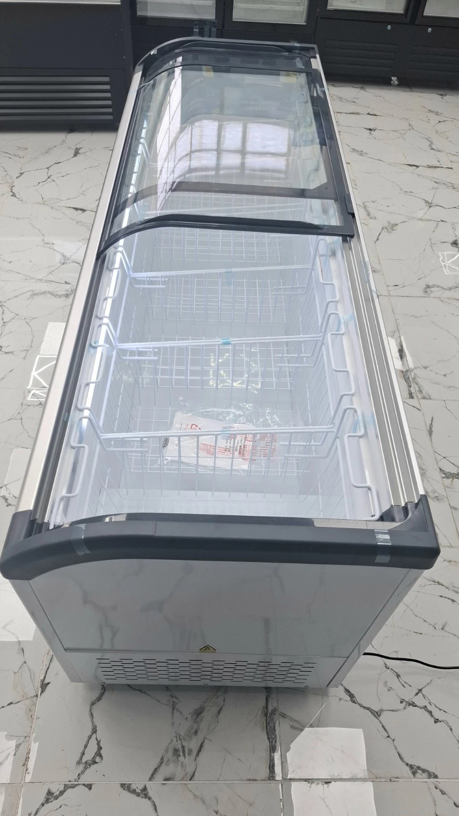 BRAND NEW COMMERCIAL CURVED SLIDING DOORS CHEST FREEZER..1.5 METER - Image 2