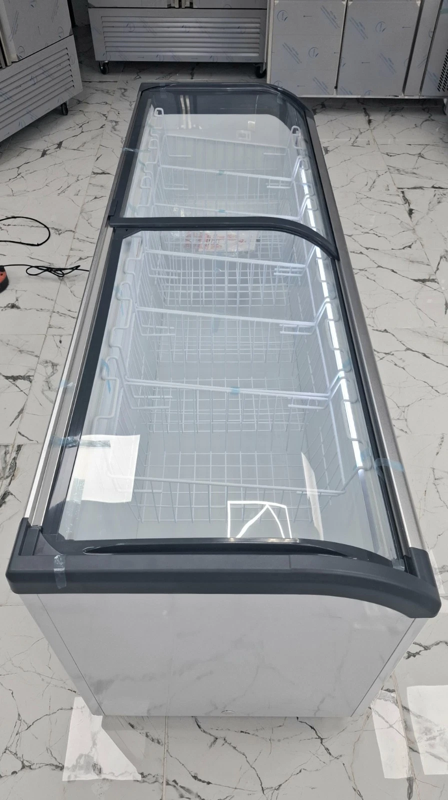 BRAND NEW COMMERCIAL CURVED SLIDING DOORS CHEST FREEZER..1.5 METER - Image 5