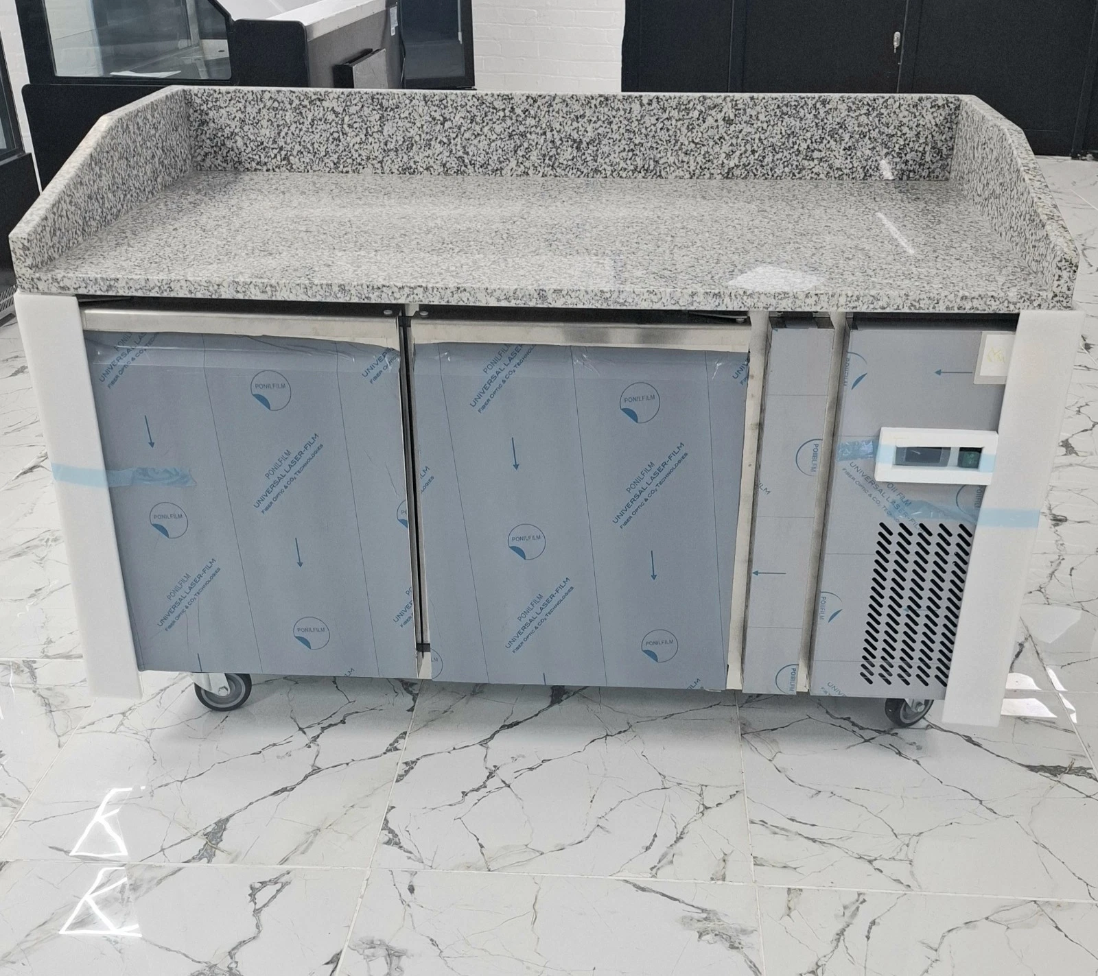 BRAND NEW COMMERCIAL PIZZA FRIDGE WITH MARBLE WORK TOP. 1.5 METER.