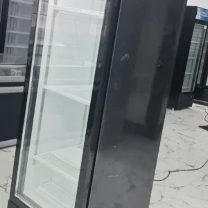 BRAND NEW COMMERCIAL SINGLE GLASS DOOR FRIDGE..